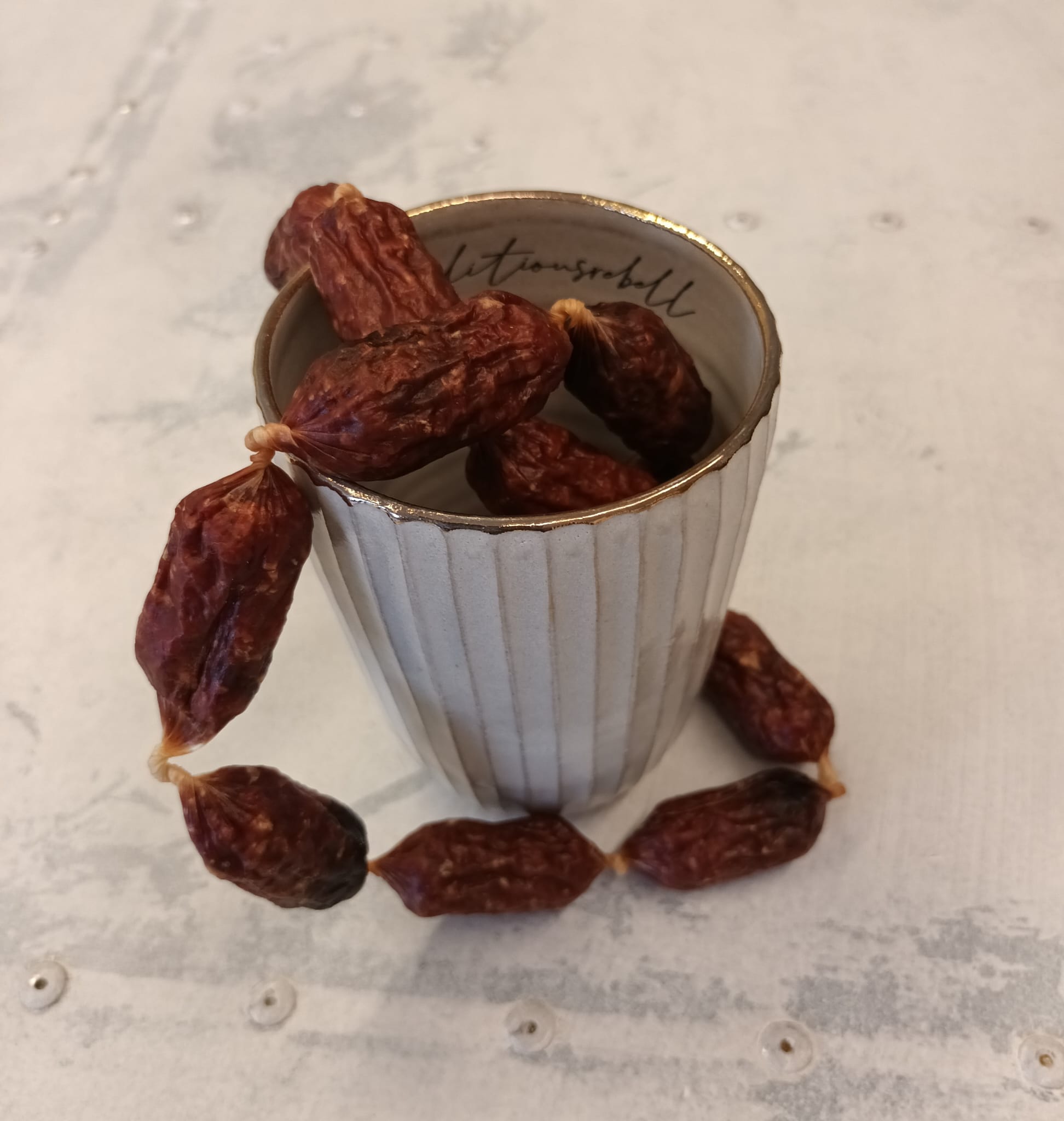 Praline vom Huhn mit Chia und Thymian