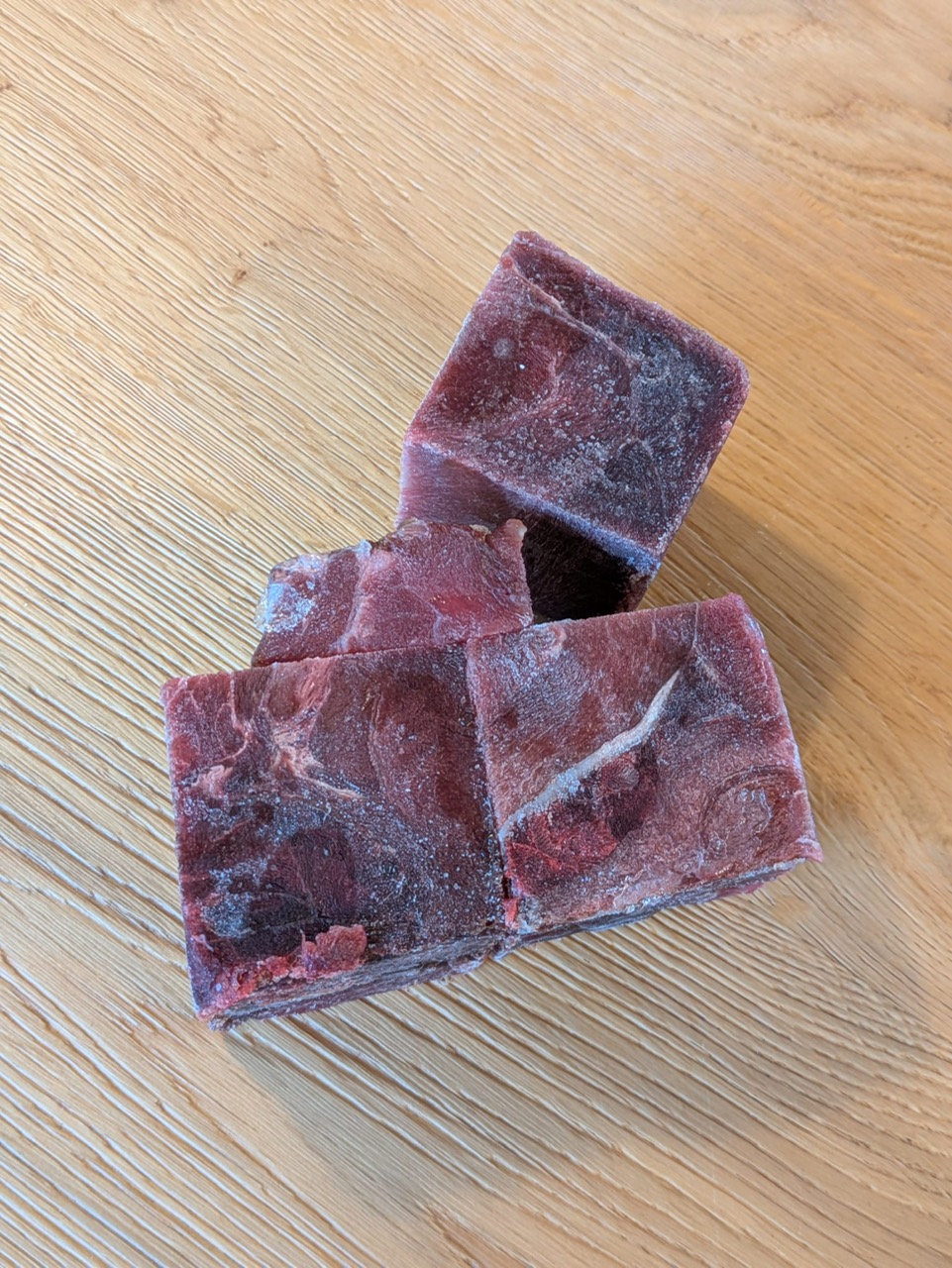 Mufflon-Muskelfleisch in Würfel