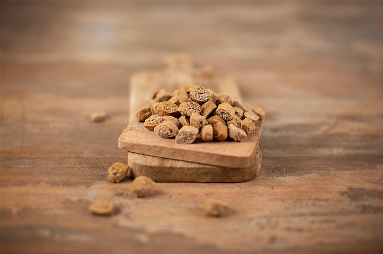 Mini Canapé Huhn mit Lavendel