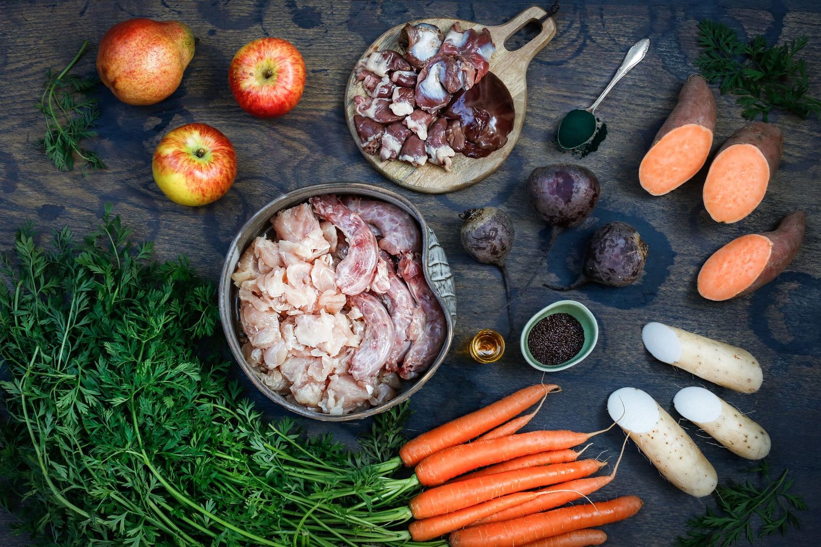 Bio-Huhn. Süßkartoffel. Rote Beete. Apfel. Birne. Lichtyams 6x410g